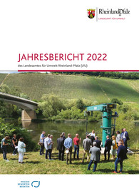 Titelseite des LfU-Jahresberichts 2022