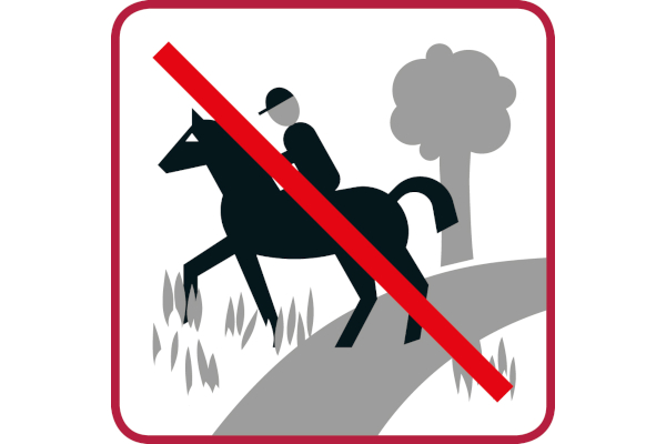 abseits des Weges reiten verboten (24c)